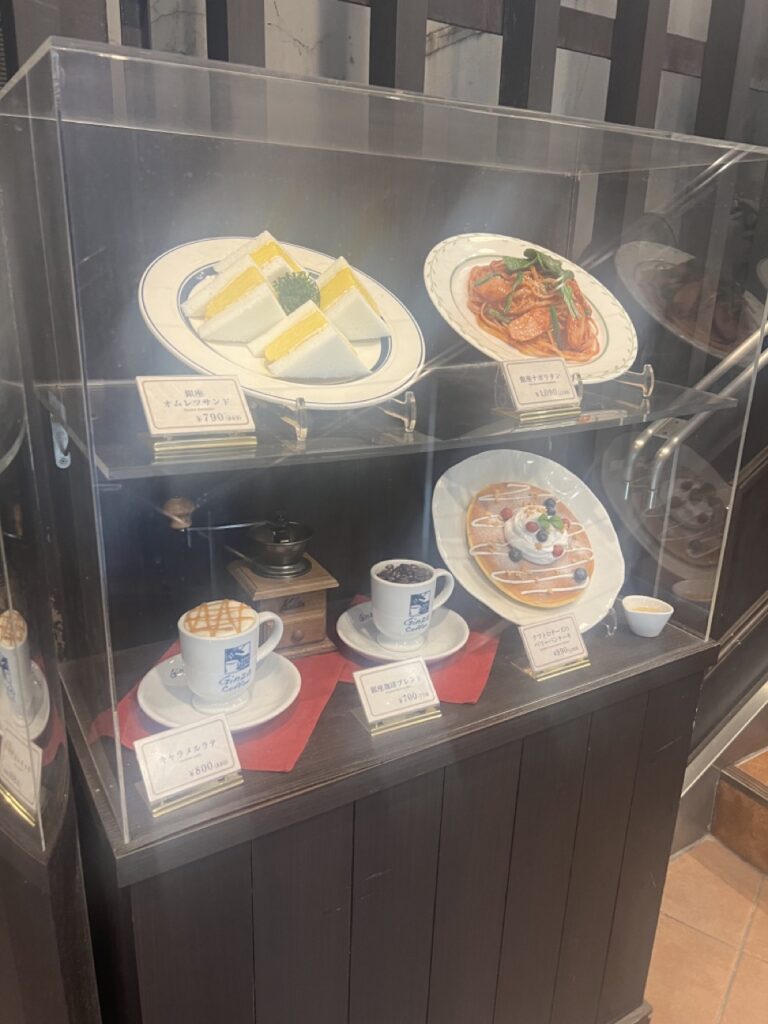 東京丨銀座丨銀座珈琲店丨銀座數寄屋橋店丨手沖咖啡丨現做鬆餅丨咖啡廳