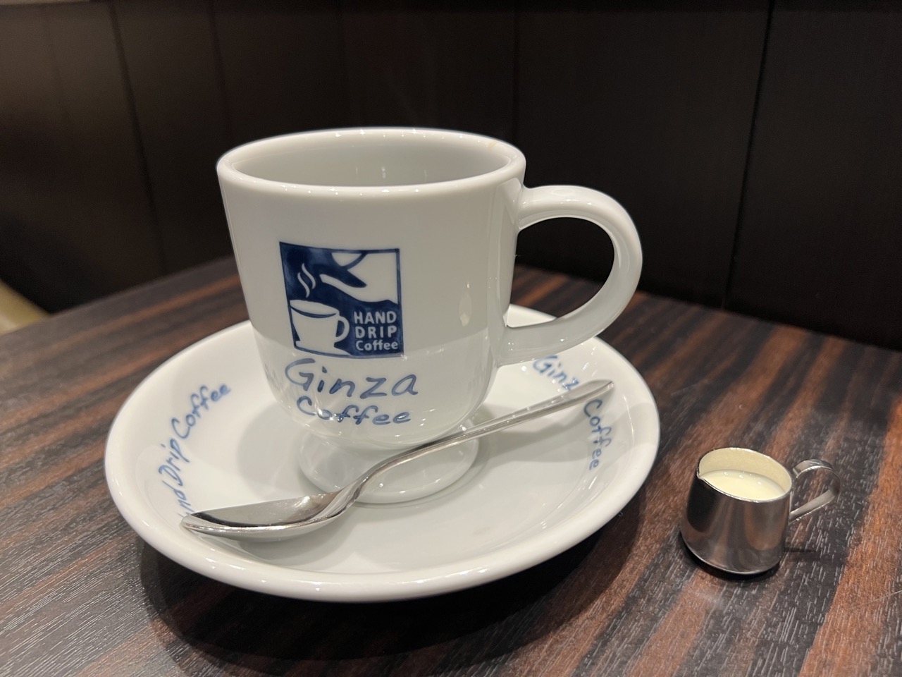 東京丨銀座丨銀座珈琲店丨銀座數寄屋橋店丨手沖咖啡丨現做鬆餅丨咖啡廳