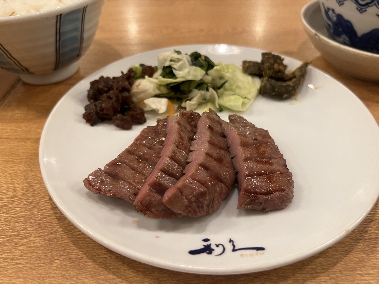 宮城丨仙台丨牛舌炭燒利久丨平價厚切牛舌連鎖店丨RIKYU